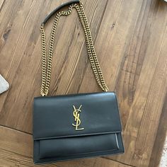 Stunning Bag In Great Condition. Comes With Box, Dust Bag, And Authentication Tags. Bags Ysl, Saint Laurent Bags, Yves Saint Laurent Bags, Yves Saint Laurent, Saint Laurent, Dust Bag, Bag Lady, Shoulder Bag, Tags