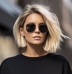 Bronde Balayage Short Hair Bob Cut, 70s Bob Hairstyles, Short Gray Bob Hairstyles Over 50, Blonde Bob Shadow Root, 2025 Short Hair Trends, 2025 Blonde Hair Trends, Assymetrical Lob, Inverted Long Bob Hairstyles, Haircut 2025 Trends Women