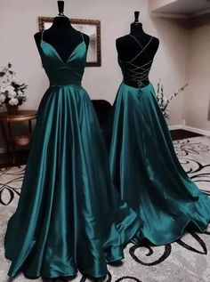 Junior Prom Dresses Tight, Homecoming Dresses Tight Long, Tight Prom Dress, 22th Birthday, Moh Dress, Prom Dress Inspo, Junior Prom, Stunning Prom Dresses, Vintage Prom