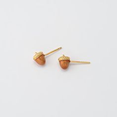 2PCS - Tiny Acorns Stud Earrings, Mini Brown Food Aaron Minimalist Post Earrings, 925 Sterling silver stick, Real 14K Gold Plated [E0888-PG] Item Details Measurement: 6 X 7.5mm Material: Brass, Enamel Post Material : 925 silver post Color: Real 14K Gold Plated Quantity: 2 Pieces Country of Origin : South Korea Brown Food, Post Earrings, 925 Silver, Etsy Accessories, Gold Plate, Accessory Gift, Plating, 925 Sterling Silver, Stud Earrings