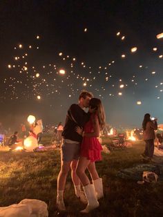 Lantern Festival Tangled Proposal Ideas, Floating Lanterns Proposal, Fairytale Couple Aesthetic, Floating Lantern Proposal, Floating Lights Tangled, Lantern Engagement Photos, Lantern Festival Outfit