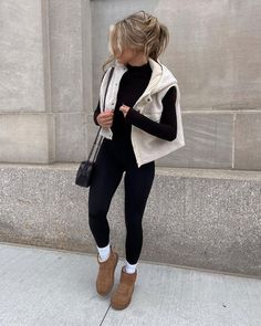 Outfits Leggins, Comfy Outfits Winter, Thanksgiving Outfit Ideas, White Vest