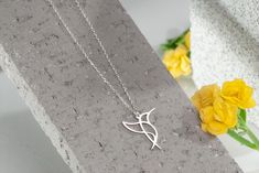 ✨ High-Quality Materials: Our products are crafted from premium 925 STERLING SILVER, ensuring durability and a shine that lasts. 🌍 Intricate Design: Each pendant features intricately detailed designs, symbolizing direction, guidance, and the pursuit of dreams. 👗 Versatile Wear: Our necklaces are suitable for both everyday wear and special occasions. They add a touch of sophistication to any outfit, whether it's casual or formal. 🎁 Thoughtful Gift: These necklaces make for excellent gifts for Geometric Bird, Silver Bird, Necklace For Her, Bird Necklace, Bird Pendant, Perfect Gift For Her, Elegant Gift, Necklace For Women, Silver Pendant