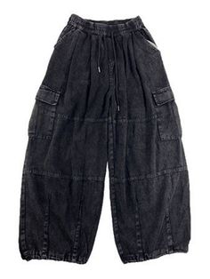 ⚡️Free Shipping 2022 Boyfriend Baggy Vintage Cargo Jeans Black M under $39.00 in Jeans at AnotherChill.com Online. Style: Casual, Street. Color: Black/Brown. Main Material: Cotton Blend. Fit Type: Baggy fit. Design: Functional Pockets, Elasticated Drawstring Waist, High Rise Waistline, Drawstring At Cuffs. ✓2022 SUMMER OUTFITS. Check reviews and buy Vintage Baggy Cargo Jeans today. Cargo Jeans Black, Baggy Cargo Jeans, Jeans Online Store, Estilo Hippie, Jeans Cargo, Jeans Online, Exclusive Fashion, Cargo Jeans, Retro Chic