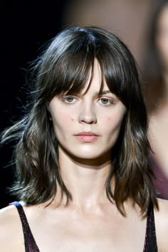 melena Midi Haircut, Charcoal Grey Hair, Freja Beha, Haircut With Bangs, Hair Stylies, Bob Hair, Haircuts With Bangs, Sonia Rykiel, Dream Hair