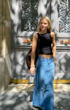 Brandon Lake Concert Outfit, Long Jean Skirt Outfit, Long Denim Skirt Outfit Aesthetic, Y2k Long Denim Skirt Outfit, 90s Long Denim Skirt, Maxi Denim Skirt Outfit Aesthetic, Denim Skirt Outfit Aesthetic, Denim Maxi Skirt Aesthetic, Denim Maxi Skirt Y2k