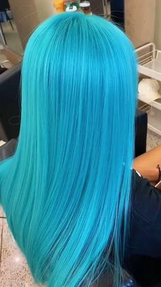 Cute Hair Color Ideas, Turquoise Blue Hair, Cute Hair Color, Turquoise Hair Dye, Turquoise Hair Color, Hair Color Underneath, Creative Hair Color, Hair Color Streaks