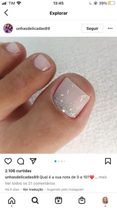 Pedicure Ideas Ombre, Bridal Toe Nails, Wedding Toe Nails, Glitter Pedicure, Brown Hairstyles, Pedicure Designs Toenails, Pedicure Nail Designs, Gel Toe Nails, Toe Nail Color