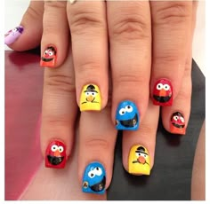 Sesame Street Nails Acrylic, Nail Art Characters, Ally Nails, Sesame Street Nails, Paws Nails, Snoopy Nails, Nail Halloween, Cartoon Nail Designs, Paw Nails