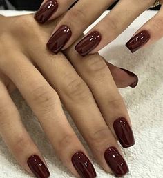 Natural Classy Nails, Machiaj Smokey Eyes, Makeup Help, Casual Nails, Nature Tattoos, Classy Nails