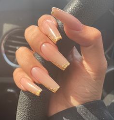 Gold Bday Nails, Natural Nails With Gold, Acrylic Nails With Gold Flakes, Cream And Gold Nails, Nude Acrylic Nails With Design, Neutral Nails With Gold, Gold Ombre Nails