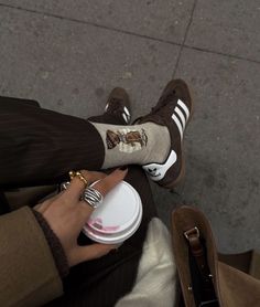 Shoes Brown Aesthetic, Autumn Shoes Aesthetic, Shoes Pics Aesthetic, Shoe Pics Aesthetic, Espresso Aesthetic, Dr Shoes, Trending Sneakers, Fall Fits, Brown Aesthetic