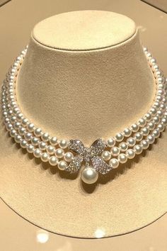 Diamond Collar Necklace, Luxury Pearl Necklace, Pearl And Diamond Jewelry, Pearl Diamond Necklace, Real Pearl Jewellery, Diamonds And Pearls, Fancy Jewelry Necklace, Princess Jewelry, Pearl Necklace Designs