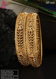 Bangels Models Gold, Gold Bangles For Bride, Golden Bangles Indian Design, Antique Bangles Indian Gold, Edgy Engagement Ring, Stylish Gold Earrings, Trendy Gold Necklace, Engagement Ring Non Traditional