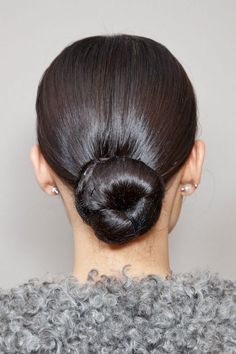 Bun With Short Hair, Sleek Buns, Ballerina Hair, Cute Bun Hairstyles, Ballet Hairstyles, Ballerina Bun, Wedding Bun Hairstyles