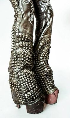 #rock #aesthetic #spikes #grunge #grungy #70s #theme #fashion #tunblr #boots #rockstar 70s Theme, 2000s Japanese Fashion, Rock Aesthetic, 2010s Fashion, Fashion Boy, Concept Clothing, Punk Style, Punk Fashion