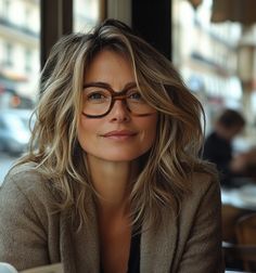 Glasses Oval Face, Bangs With Glasses, Grey Hair Journey, Jennifer Aniston Hair, Dry Curly Hair, Brown Glasses, Oval Face, Face Framing, Hair Journey