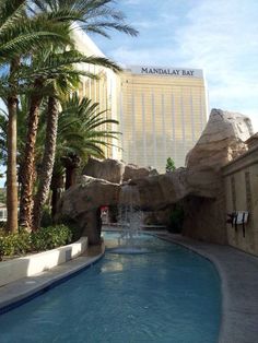 the mirage hotel and casino in las vegas