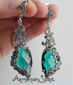 Armenian jewelry Marcasite Emerald green EARRINGS Very long Green accessories Tudor victorian reneissance SILVER 925 green dress jewelryWE MAKE THIS SET IN ANY COLOR (stone): RED, BLUE, BLACK, BROWN, GREEN, PINK, etc.EARRINGS (sterling silver 925, lab topaz): Length: 6.5cm = 2.6 inchWeight: 16.1 grams.RING ( sterling silver 925, lab topaz)Weigh: 9 gramsShipping time:Europe 3-5 weeks.USA and other countries 3-5 weeksI don`t accept returns and  exchanges.Request a cancellation within: 1 hour of pu Victorian Baroque Formal Jewelry, Antique Silver Baroque Style Jewelry, Antique Silver Baroque Jewelry, Victorian Style Metal Jewelry With Jewels, Ornate Party Jewelry With Intricate Design, Ornate Baroque Jewelry For Anniversary, Elegant Green Earrings With Intricate Design, Sterling Silver Jewelry For May Birthstone Party, Sterling Silver May Birthstone Jewelry For Party