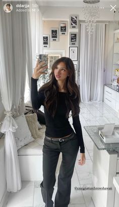 Inspi Outfit, Interview Outfit, Kendall Jenner Style, Cute Everyday Outfits, Office Fashion, Minimalist Outfit, Black Outfit, Elegant Style, Everyday Outfits