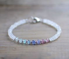 Pink Gemstone Bracelet, Silver Gold Necklace, Diy Bracelets Patterns, Diamond Tennis Bracelet, Moonstone Bracelet, Bracelets Handmade Beaded