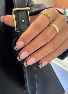 Spring nails Cute Nails Acrylic Square, Hourglass Nails, Line French Tip Nails, Prom Nail, Nagellack Trends, Basic Nails, Work Nails, French Acrylic Nails