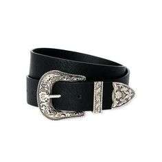 This No Boundaries Belt adds a trendy flair to your favorite pair of jeans or trousers. Featuring an ornate, silver-tone buckle on the sleek black belt, this chic style tops any outfit to perfection. Only at Walmart. Size: 3XL.  Gender: female.  Age Group: adult. Black Belt Silver Buckle, Ppg Bubbles, Cute Belts, Gothic Cowgirl, Fat Thor, Orville Peck, Concert Nails, Accessories Y2k, Black Waist Belt