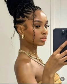 #blackwomensfashion #trendy #trending Locs Baddie, Braids Hairstyles Pictures, Cute Box Braids Hairstyles, Protective Hairstyles Braids, Pretty Braided Hairstyles, Face Card, Cornrow Hairstyles, African Braids Hairstyles, Goddess Braids