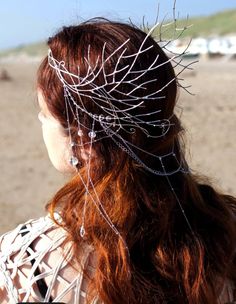 Large tiara with branches. Perfect for photo sessions or stage evens.  made of silverplated wire, tin. Covered with protective laquer. Not suitable for any kind of children's use. Elf Wedding, Wedding Circlet, Elven Circlet, Wedding Hair Accessories, Headdress, Friends In Love, Photo Sessions, The Netherlands, Wedding Accessories