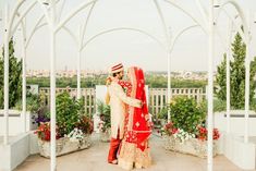 Have your New York Indian wedding at a 12th-floor penthouse, a private 400-acre farm, a magical mansion straight out of a fairy-tale, and more! Stunning New York Indian and South Asian Wedding Venues. (See prices!) Venue Pictured: Terrace On The Park Flushing, NY