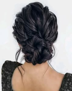 Bridal Updos For Brunettes, Updo Brunette Wedding, Mother Of The Bride Hair Brunette, Unique Updos, Elegant Wedding Hairstyles, Bride Hairstyles Updo, Wedding Hair Brunette, Braided Crown Hairstyles, Unique Wedding Hairstyles