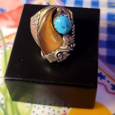 A Beautiful Handmade Vintage Navajo Ring, Probably Purchased In The 80s. A Nicely Sized Piece Of Kingman Turquoise And A Bright Price Of Coal Rest Between The Intricate Silver Work. Ring Is Just Shy Of 1.25" Long And Fits A Size 11 Silver Smithing, Navajo Ring, Sterling Silver Rings Turquoise, Navajo Rings, Handmade Sterling Silver Rings, Turquoise And Coral, Ring Turquoise, Silver Work, Kingman Turquoise