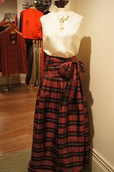 Elizabeth McKay blouse and Soleil Mer skirt Maxi Skirt, My Style, Skirt, Christmas