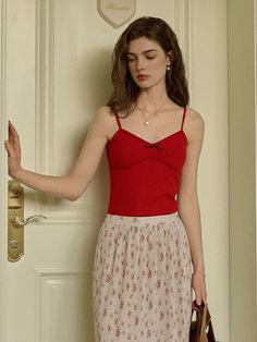 Camisole Outfit, Knitted Camisole, Dressing Sense, Country Fashion, Old Dresses, Pre Fall Collection, Outfit Aesthetic, Hot Dress, Outdoor Outfit