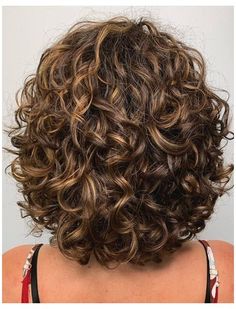 Short Perm, Perfect Curly Hair, Cut Bangs, Shoulder Length Curly Hair, Natural Curly Hair Cuts, Shaved Side Hairstyles, Giraffe Crochet