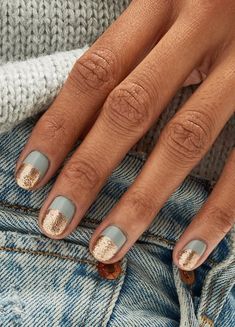 Wieso nicht deine Zeit deinen Nägeln schenken, wenn du dich langweilst und nichts zu tun hast? Diese 13 Nail Art Trends sind gar nicht so schwer Star Wars Nails, Nagellack Trends, Braids Volleyball, Nail Art Trends, Hairstyles For, Minimal Nails, Gradient Nails, Hairstyles Curly, Hairstyles Braids