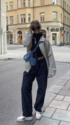 Matilda Djerf Style Winter, Chica Chola, Matilda Djerf Style, Outfit Ideas Fall, Latina Outfits, Fashion 90s, Winter 22, Going Viral