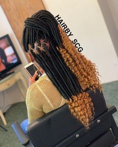 40 Faux Locs Protective Hairstyles To Try With Full Guide – Coils and Glory Quick Styles, Faux Locs Styles, Weave Hairstyles Braided, Hair Twists, Faux Locks, Beauty House, African Hair Braiding Styles, Box Braids Hairstyles For Black Women