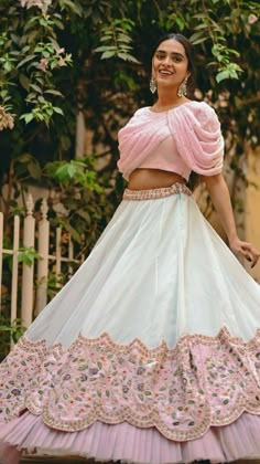 For purchase  • visit the Insta page #architareddylabel Lehenga For Stitching, Lehenga Designs Western, Lahengha Choli Design, New Fashion Choli Design, Indowestern Outfits For Sangeet For Bride, Wedding Ghagra Indian, Choli Patterns For Lehenga, New Pattern Lehenga Design, Western Chaniya Choli Designs Weddings