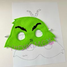 Kids Grinch Crafts, Grinch Play, Grinch Mask, Grinch Costumes, Xmas Projects, Grinch Crafts, Book Week, Planner Templates, Halloween 2024