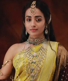 Trisha Kundavai, Kundavai Ponniyin Selvan, Kundavai Trisha, Tamil Dress, Ponniyin Selvan Movie, Dhoni Portrait, Ms Dhoni Portrait, Krishna Photoshoot, Trisha Photos