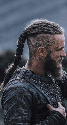 Explore 2024's Top Viking Haircut Men Styles - Bold & Timeless Trends Viking Man Hairstyle, Ragnar Haircut, Viking Haircut, Viking Aesthetic, Ancient Warrior