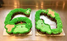 two cakes decorated to look like golf courses