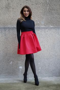 Юбка из неопрена/Красная юбка/Модная юбка/Повседневная | Etsy Mini Dress Winter, Black Tights Outfit, Neoprene Skirt, Cocktail Skirt, Frilly Skirt, Cocktail Skirts, Skirt Casual, Dress Winter, Skirt Pleated