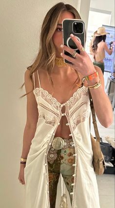 Trendy Boho Outfits, Look Boho Chic, Fest Outfits, Looks Country, Skandinavian Fashion, Mode Boho, Looks Street Style, Festival Looks