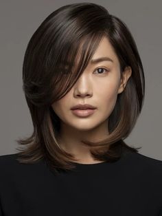 36 Trendy Fall Haircut Ideas to Refresh Your Look in 2024 Asian Mid Length Hairstyles, Korean Mid Length Haircut, Deep Side Bangs, Kitty Cut Hair 2024 Medium, Straight Asian Haircut, Asian Medium Length Hair With Layers, Medium Length Hair With Layers Side Part, Midlength Haircuts With Bangs, Tiktok Selfie