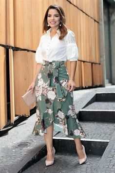 Outfit Trends, Modest Fashion Outfits, Skirt Design, Classy Dress, Modest Outfits, Moda Fashion, Skirt Outfits, Skirt Fashion