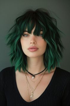 Black And Green Hair Short, Medium Length Alternative Hair, Unnatural Hair Color Ideas, Aria Hair, Edgy Teen, Hair 2024, Fun Hair, Edgy Hair