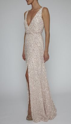 Blush Gown, Sequin Evening Gowns, Wedding Classy, Unique Prom Dresses, Blush Dresses, Gorgeous Gowns, Fashion 2020