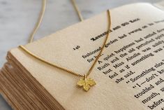 Embrace the beauty of fall with our dainty Maple Leaf Gold Necklace, a delicate and lightweight piece perfect for those who adore autumn-inspired jewelry. As the leaves change and the air turns crisp, let this necklace serve as a reminder of the season's magic and the joy that comes with new beginnings. Whether you're looking to add a touch of fall to your everyday wear or searching for the perfect gift for a loved one, our Maple Leaf Necklace is the ideal choice for celebrating the essence of autumn. This charming necklace also makes a thoughtful gift for anyone who loves the season--whether it's your best friend, beloved daughter, caring mom, or special someone. Perfect for holiday gift exchanges, this necklace allows you to share the warmth and beauty of fall with those you cherish. 🎁 Elegant Fall Jewelry Gift, Elegant Fall Jewelry For Gifts, Maple Leaf Necklace, Fall Necklace, Holiday Gift Exchange, Silver Maple Leaf, Jewellery Photography Inspiration, Autumn Jewelry, Island Jewelry